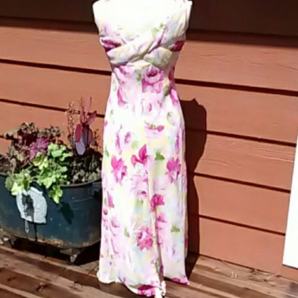 Be Smart Ultimate Tea  Dress V - Picture 2 of 9